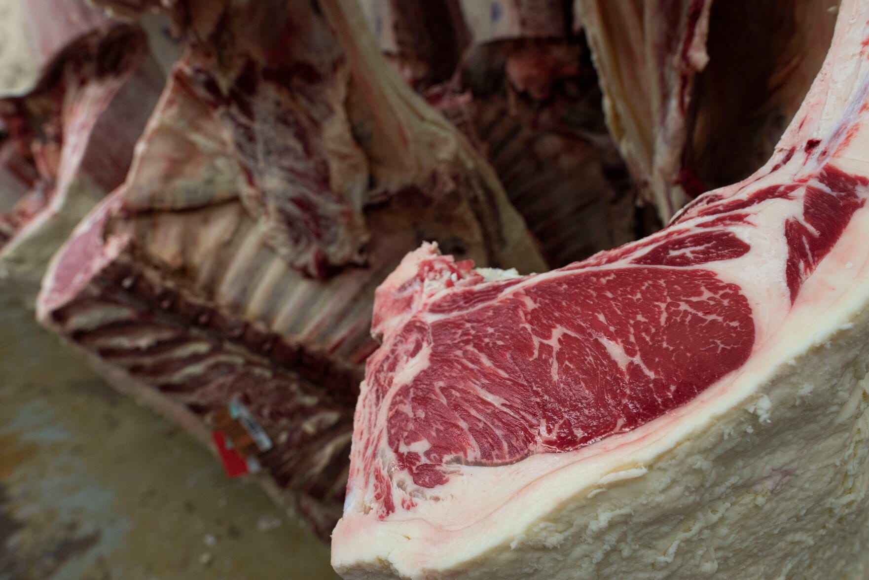 April beef exports below year-ago levels