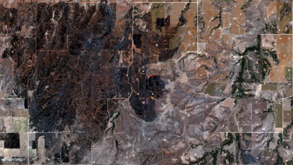 The 34 Complex Fire as photographed from space. As of April 24