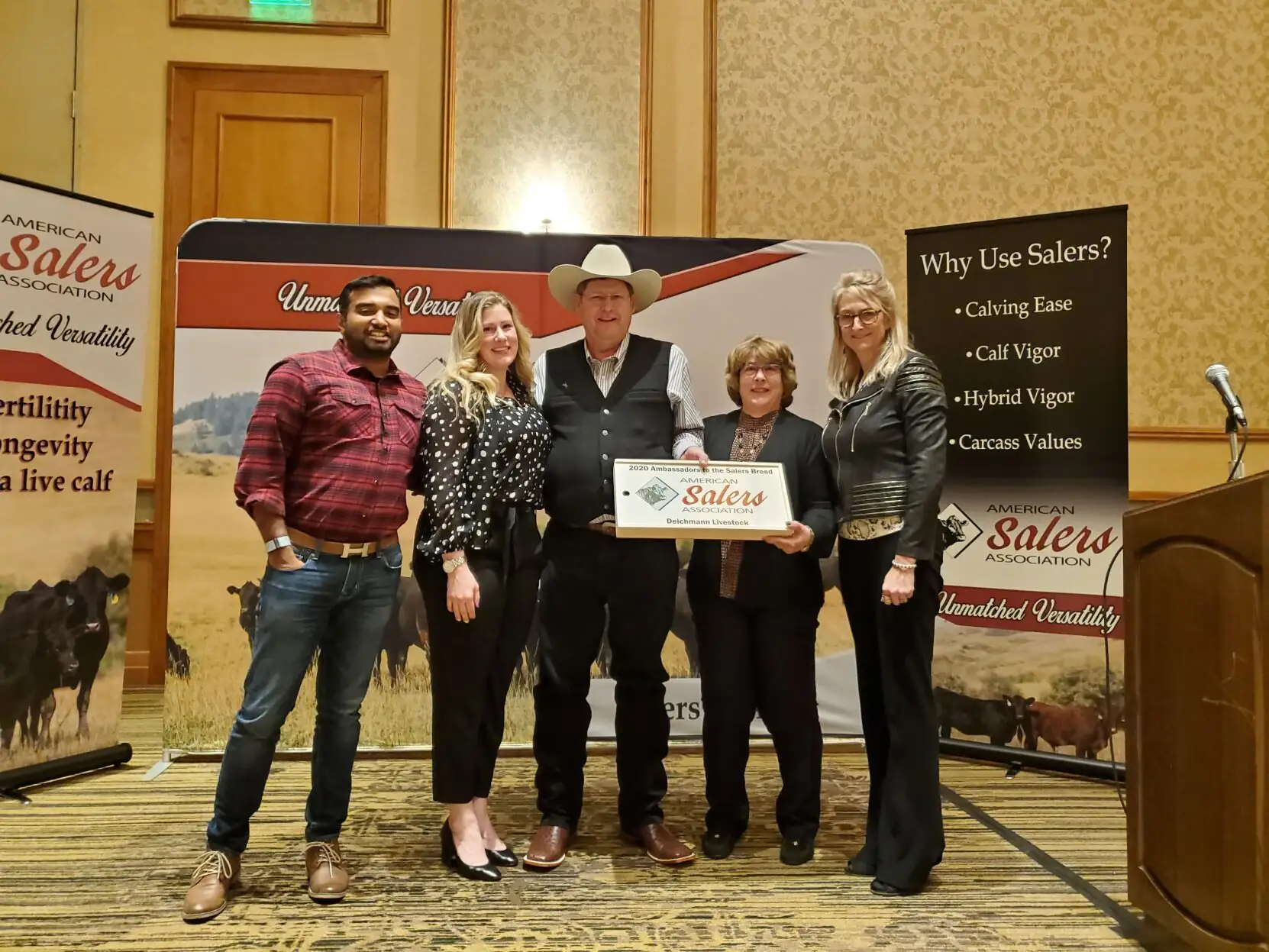 Awards Arena: Deichmanns recognized as Salers ambassadors
