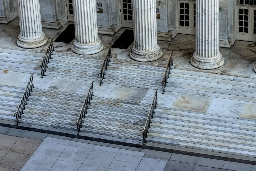 Lawmakers target bankruptcy law