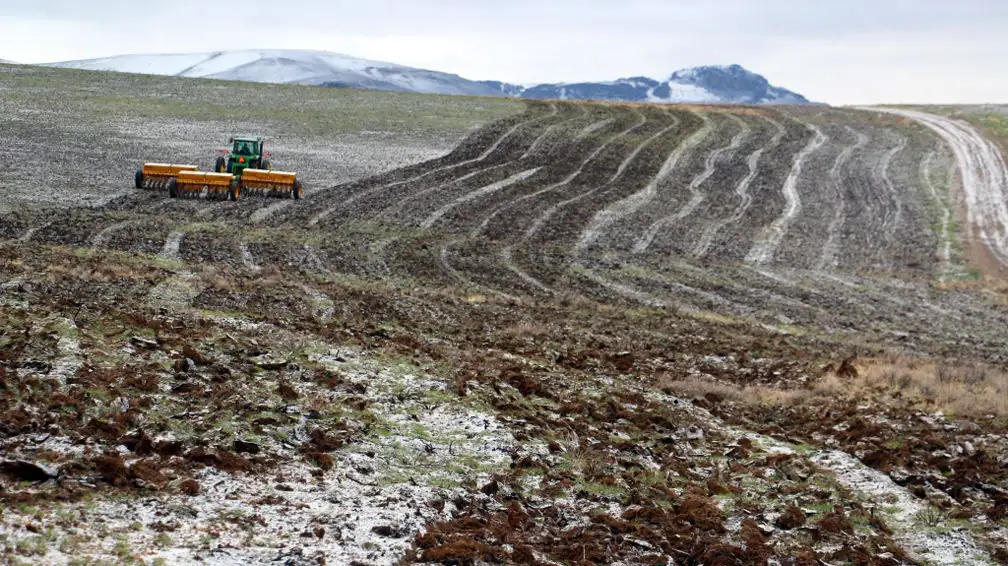 Rangeland drill restoration after Soda Fire.