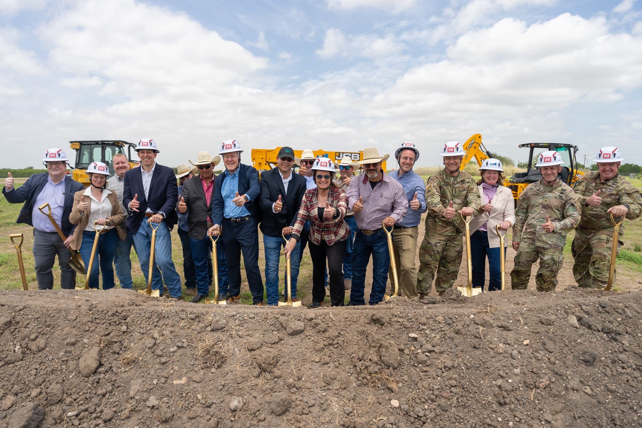 USDA breaks ground on sterile fly plant in Texas