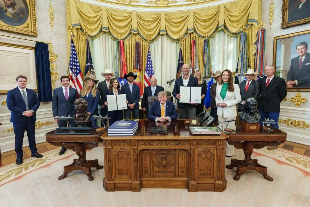 Trump executive orders address packers, MCOOL and wolves