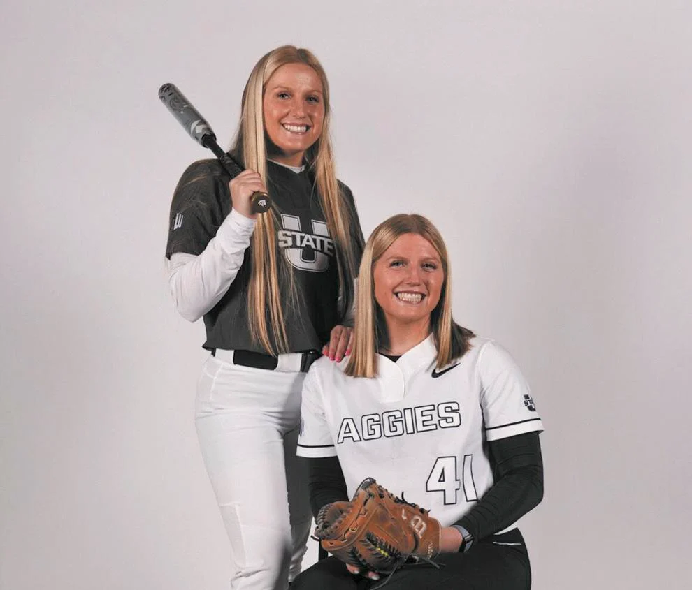 Mazie (left) and Makenzie Macfarlane.